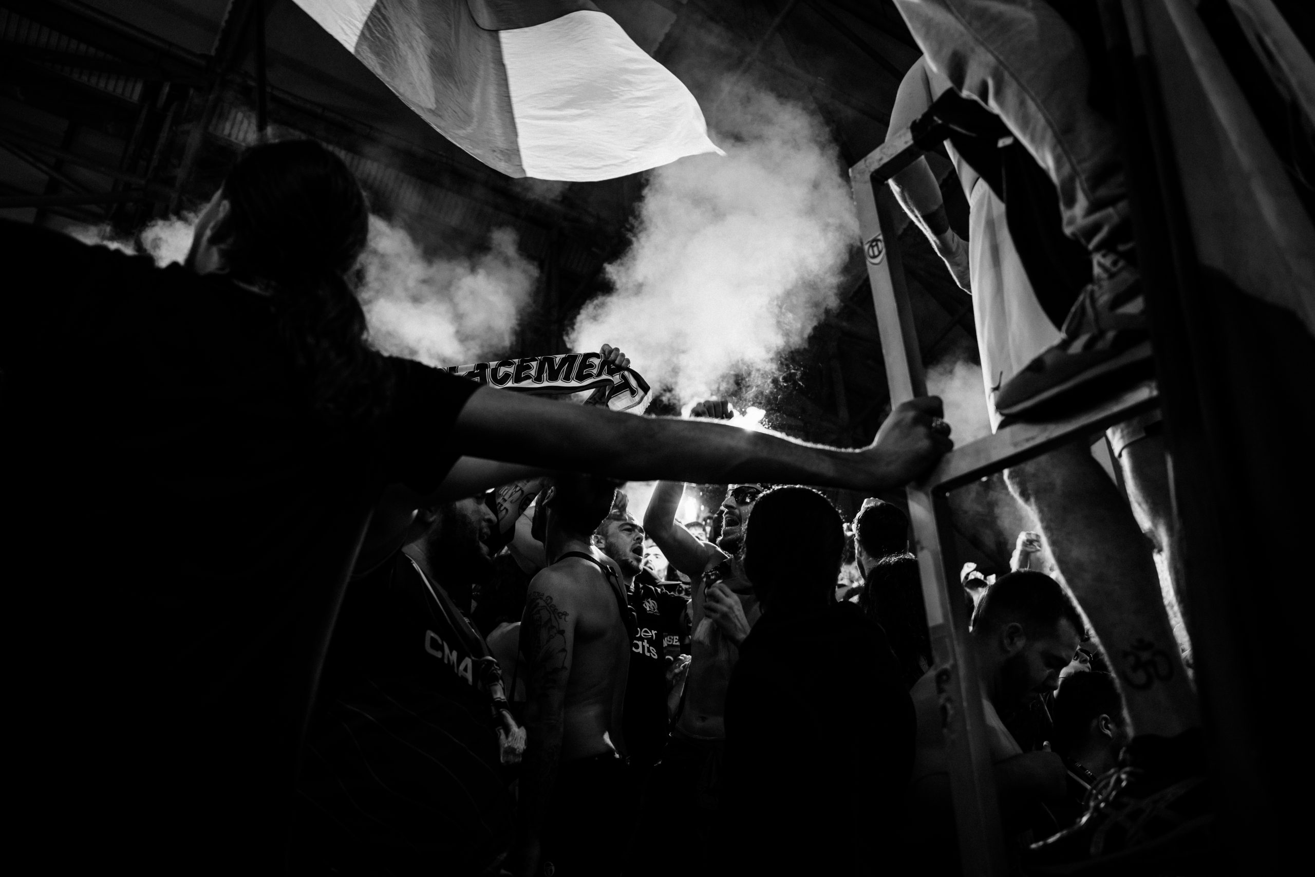 « Supporters en feu » - Orange Vélodrome, Marseille, 2024.